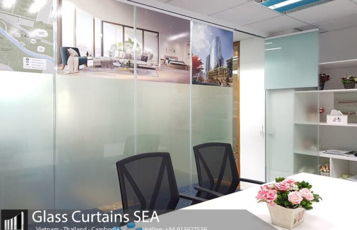  5 Ưu điểm khi sử dụng cửa kính cho văn phòng làm việc