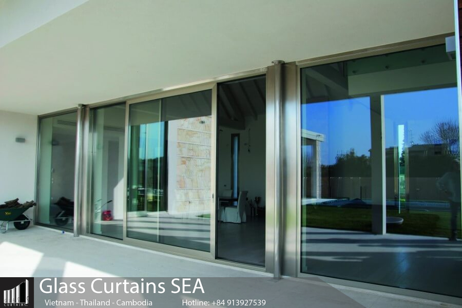 Cần chọn đơn vị làm cửa kính cường lực uy tín để đạt hiệu quả tốt nhất